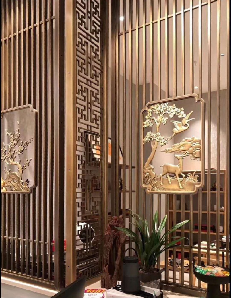 什么是仿古銅不銹鋼屏風(fēng)？
